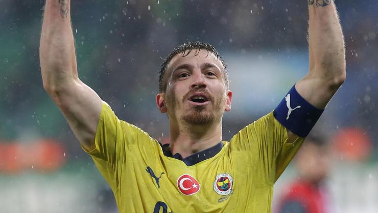 Fenerbahçeden Mert Hakan Yandaş kararı Dzeko ile tartışmıştı...