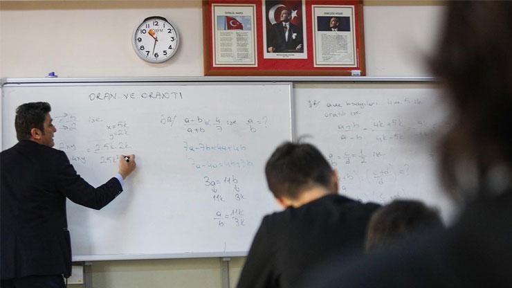 İşte yeni öğretmen mülakat sistemi Öğretmenler mülakatta sadece ders anlatacak
