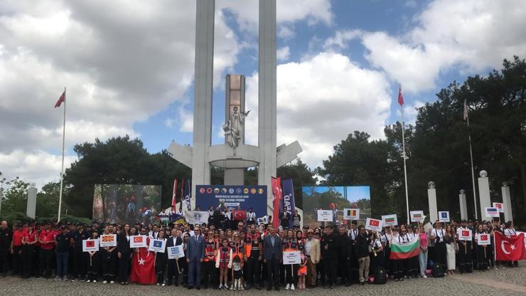 Üniversiteler arası Arama-Kurtarma Yarışmasında dereceye girenlere ödülleri verildi