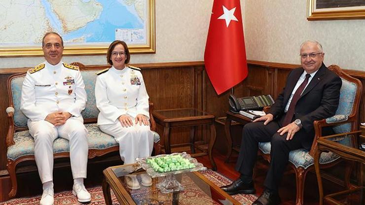Bakan Güler, ABD Deniz Kuvvetleri Komutanı Oramiral Franchetti ile görüştü