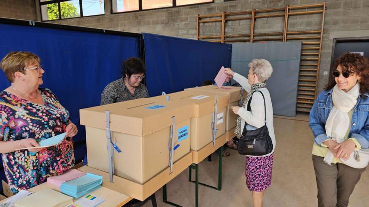 Belçikada 3 seçim birlikte yapılıyor