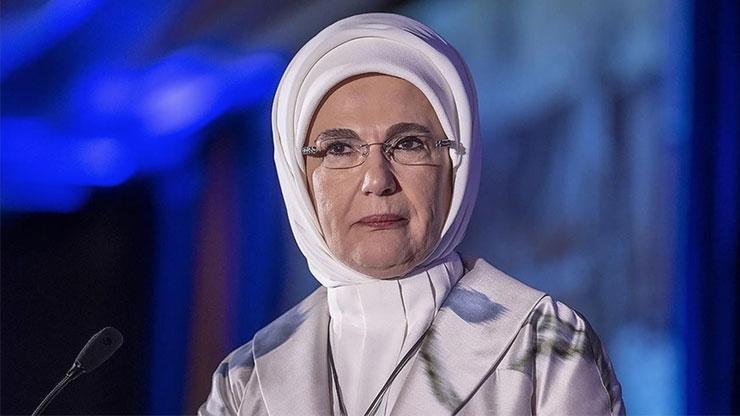 Emine Erdoğandan 15 Temmuz mesajı