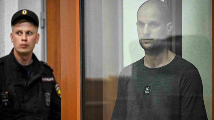 Rusya’dan ABD’li gazeteciye casusluktan 16 yıl hapis cezası