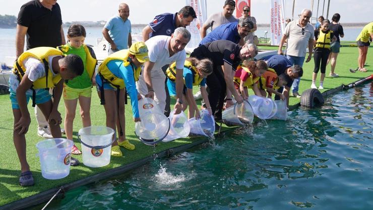 Yavru sazan balıkları, 12 ilde 226 göl ve gölete bırakıldı