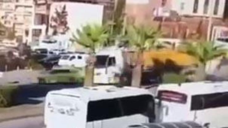 Yayalara çarpan taksinin dereye düştüğü, 1 kişinin öldüğü 5 kişinin yaralandığı kaza kamerada