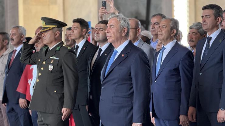Mansur Yavaştan Anıtkabire Sakarya Meydan Muharebesi ziyareti