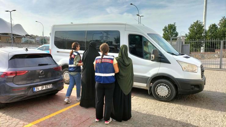 İzmir merkezli 13 ilde DEAŞ operasyonu: 26 gözaltı