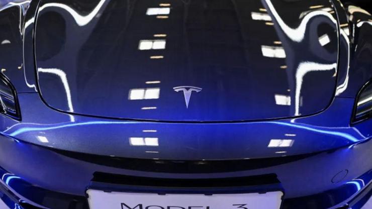 Tesla’nın en ucuz arabası piyasadan çekildi