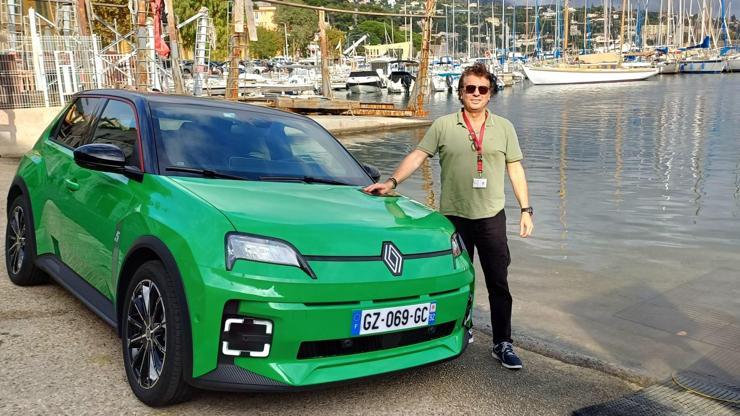 Renault 5 elektrikle yollara dönüyor