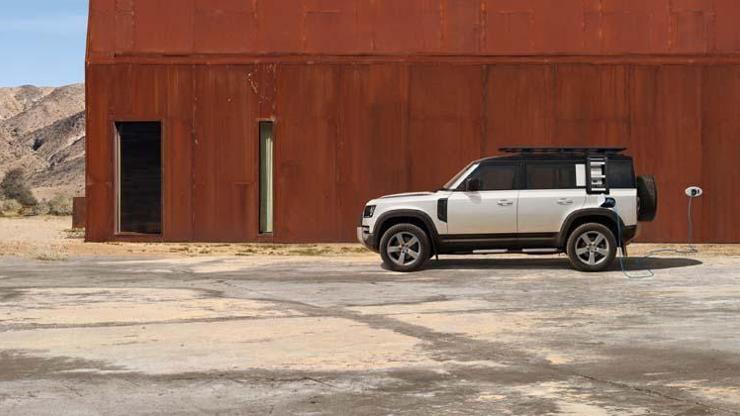 Defender, Plug-In Hybrid seçeneğiyle yola çıkacak