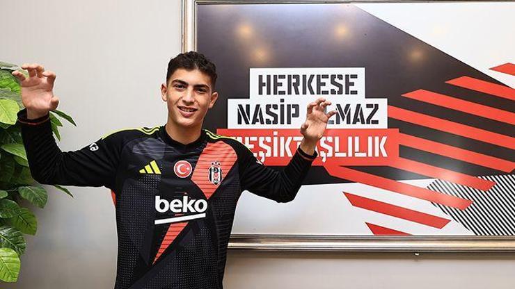 Beşiktaş, 17 yaşındaki genç kaleci Mehmet Tuğra Yeşilyurt ile profesyonel sözleşme imzaladı