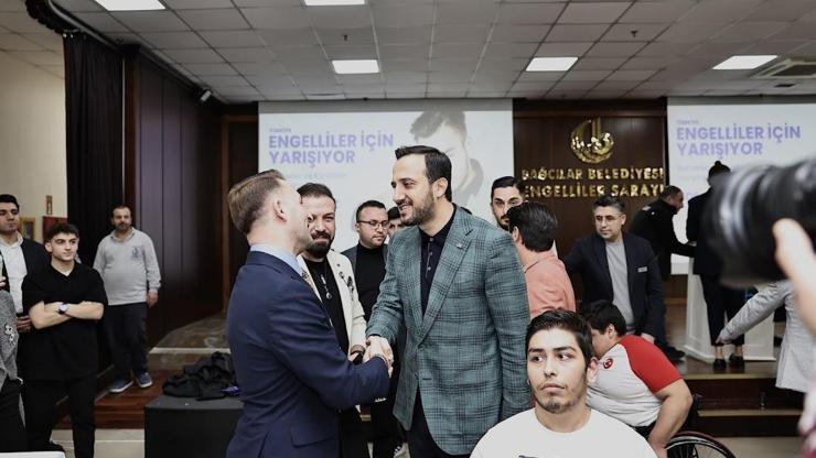 Bağcılar’da kuaförler, engelliler ile buluştu