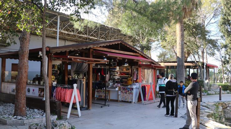 Kleopatra Antik Havuzu, ziyaretçi girişine kapatılıyor