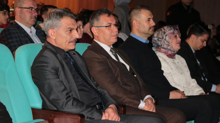 Yozgatta Liseler Arası Tiyatro Festivali başladı