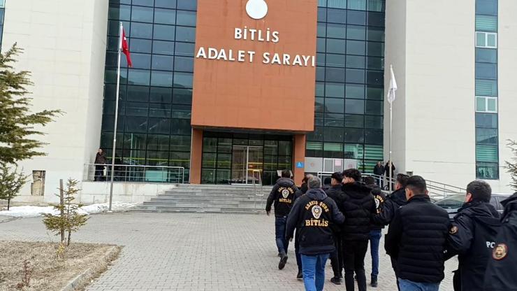 Bitlis ve Diyarbakırda dolandırıcılık operasyonu