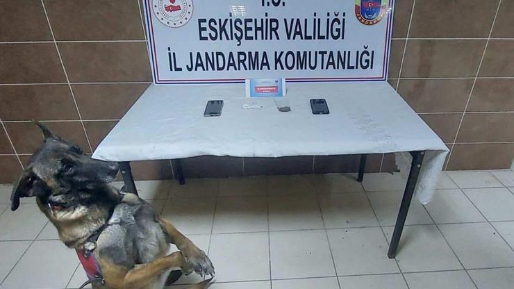 Uyuşturucuyla yakalanan 2 şüpheli gözaltına alındı
