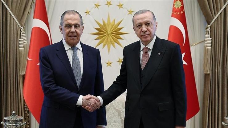 Son Dakika Cumhurbaşkanı Erdoğan Rusya Dışişleri Bakanı Lavrovu kabul etti