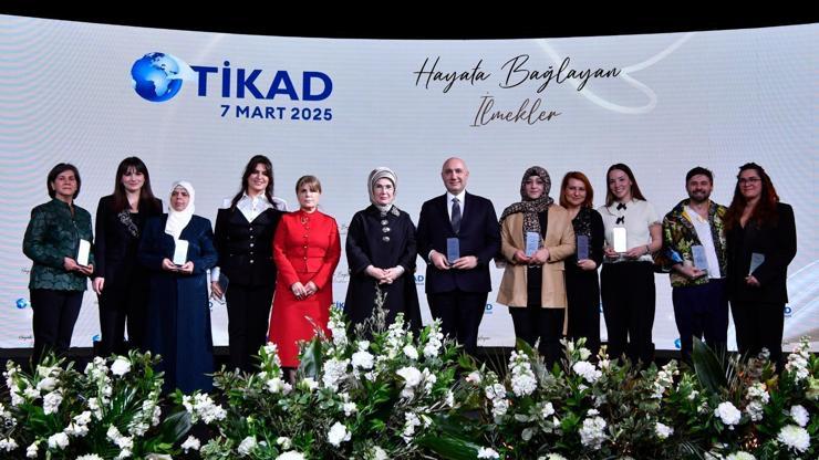 İstanbul- Emine Erdoğan, Hayata Bağlayan İlmekler Projesi Lansman ve İftar Programına katıldı