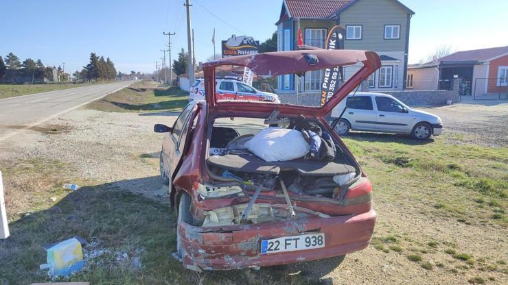 Edirne’de 2 otomobil çarpıştı; 3 yaralı