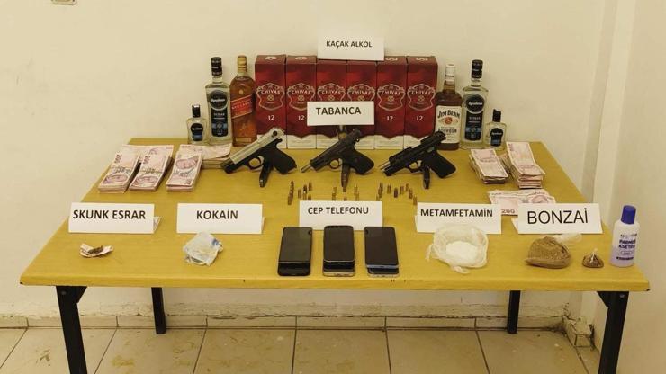 Bodrumda uyuşturucu operasyonunda yakalanan 3 zanlıdan 2si tutuklandı