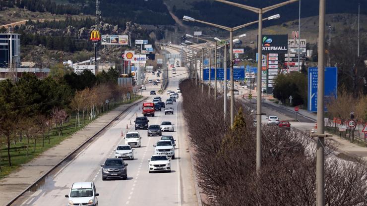 Afyonkarahisardan 11 günde 5 milyon 309 bin araç geçti
