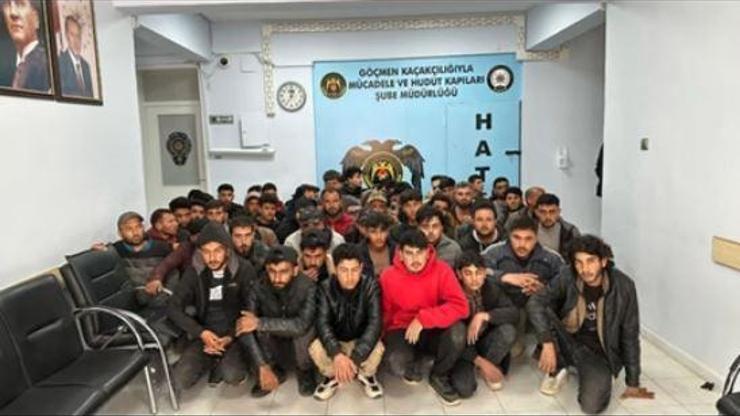 Hatay’da 60 kaçak göçmen yakalandı