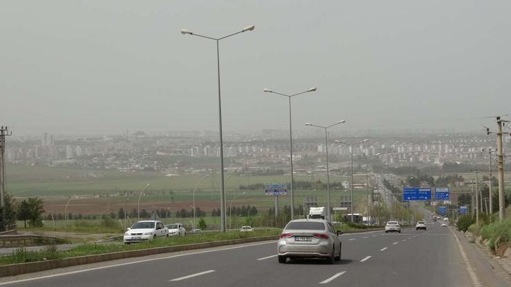 Diyarbakırda toz taşınımına karşı uzmanından uyarı: Solunum yolu hastalığı olan kişilerde ciddi semptomlara neden olabiliyor