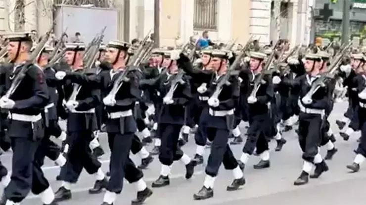 Yunanistandaki skandal tören Ceza kararı verildi