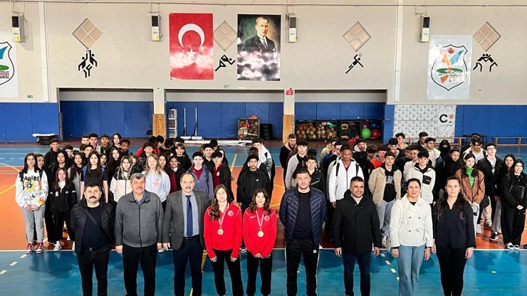 Burdurlu güreşçiler milli takım kampında