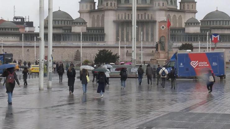 İstanbulda soğuk ve yağışlı hava etkili oluyor