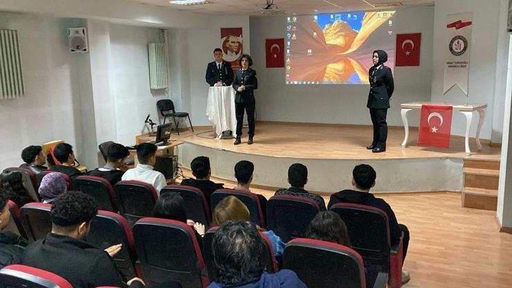 Gaziantepte jandarma öğrencilere mesleğini tanıttı