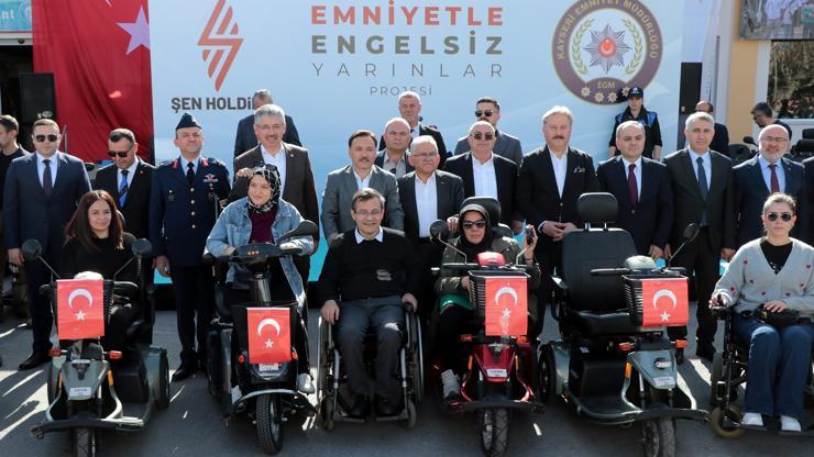 Kayseride 130 adet akülü araç dağıtımı gerçekleştirildi