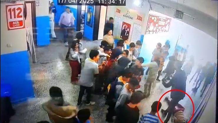 Öğrencinin dili boğazına kaçtı, öğretmen kurtardı