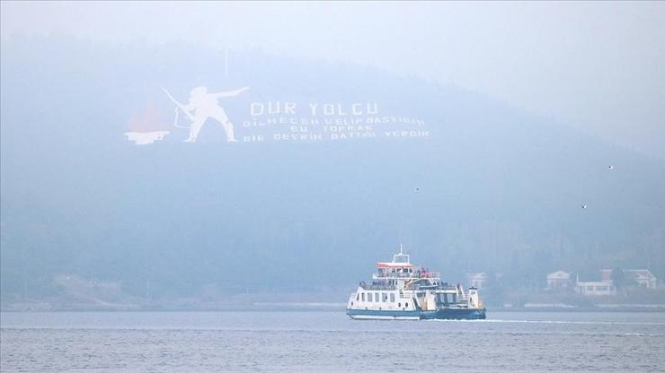Çanakkale Boğazı sisin etkisini kaybetmesiyle transit geçişlere açıldı