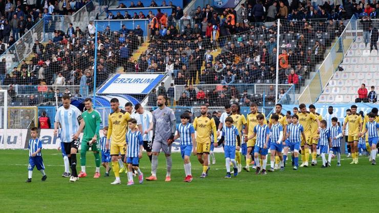 Erzurumspor FKdan hakem tepkisi: Şampiyon olmamıza engel oluyorlar