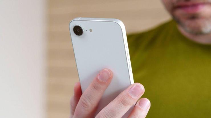 iPhone 16e’nin katkısı belli oldu