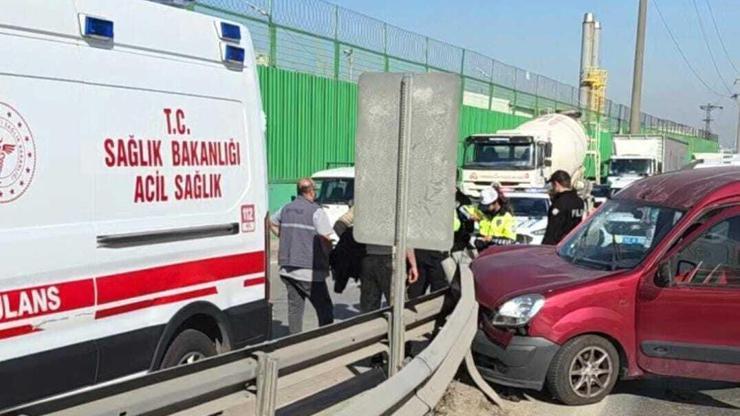 Kocaelide zincirleme kaza; 3 yaralı