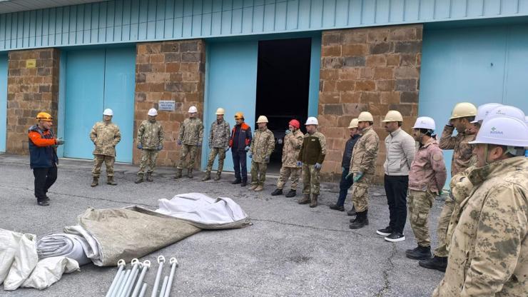 Vanda güvenlik korucularına arama kurtarma eğitimi verildi