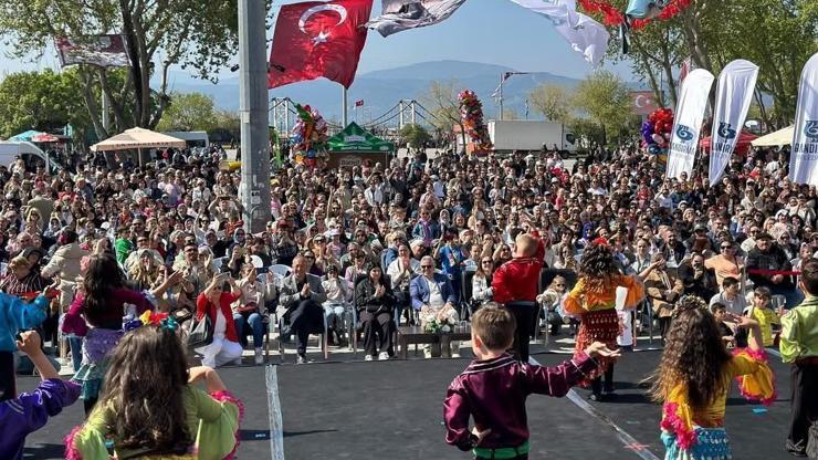 Bandırmada 23 Nisan coşkusu