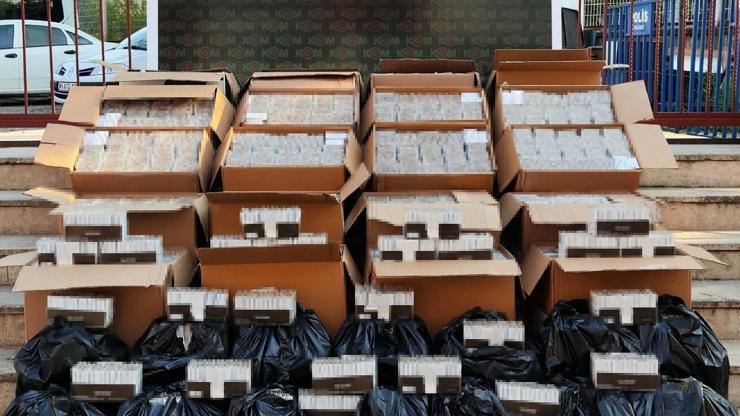 Durdurulan otomobilde 229 bin makaron ele geçirildi