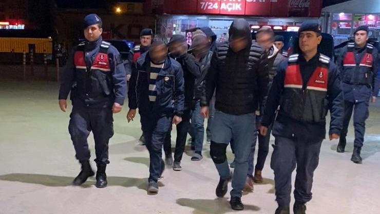 Bursa’da jandarmadan bağ evine uyuşturucu baskını: 8 gözaltı