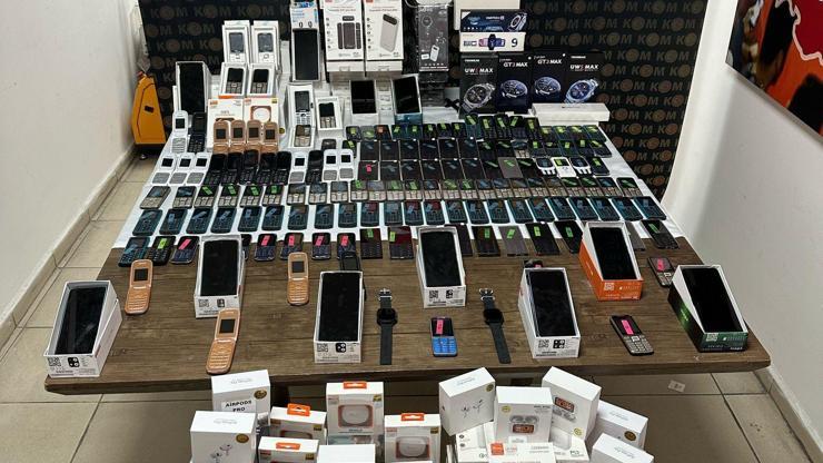 Karabükte gümrük kaçağı elektronik ürünler ele geçirildi
