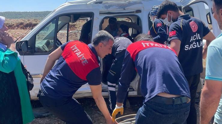 Şırnak’ta TIR ile hafif ticari araç çarpıştı: 5 yaralı