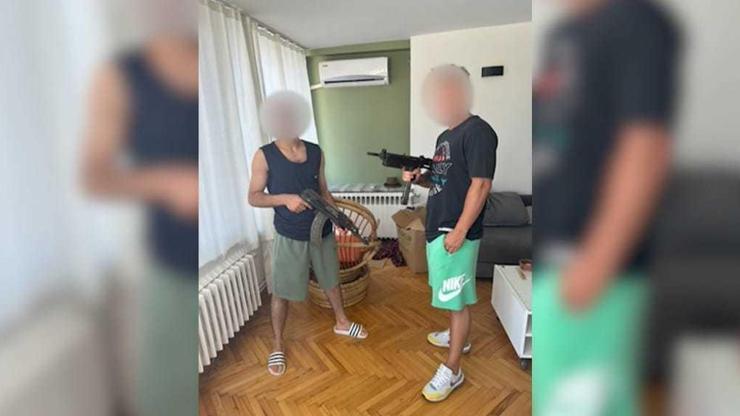 Sosyal medyada silahlı paylaşıma 3 tutuklama