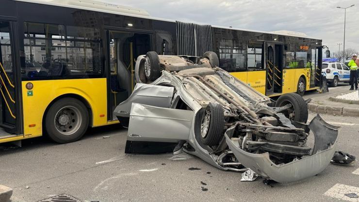 Kayseride özel halk otobüsü ile otomobil çarpıştı: 9 yaralı