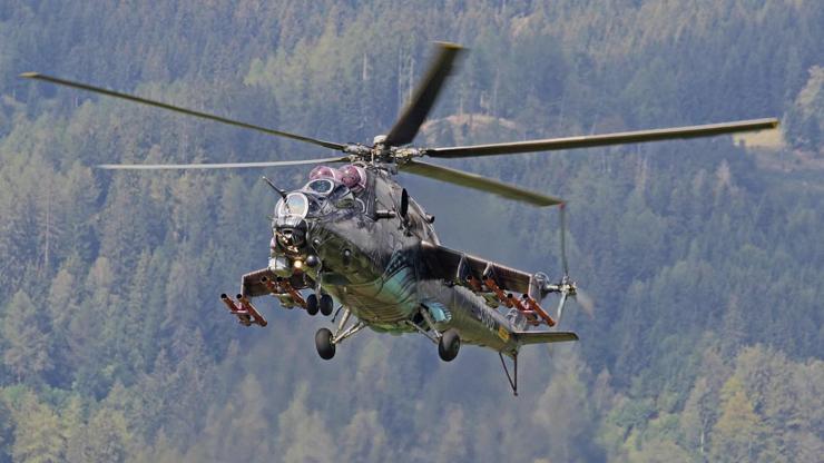 Çinde helikopter düştü: 1 ölü, 4 yaralı