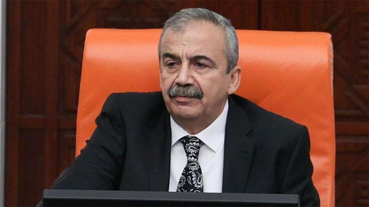 Son Dakika Haberi: Sırrı Süreyya Önder hayatını kaybetti