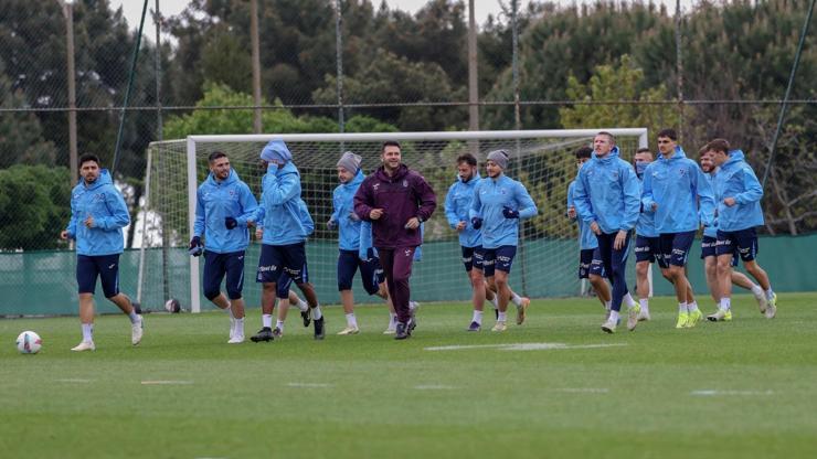 Trabzonsporda Kasımpaşa maçı hazırlıkları sürüyor