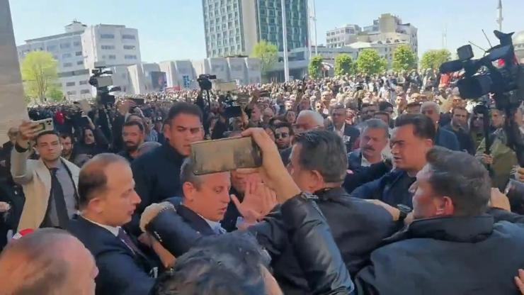 Siyasilerden Özgür Özele yönelik saldırıya tepki
