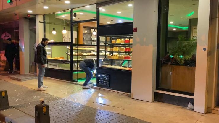 Gaziosmanpaşada Sokak Ortasında Silahlı Saldırı